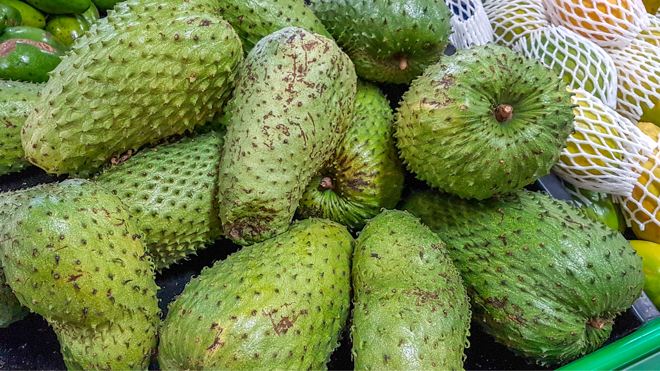 Nutritional Benefits of Soursop And How To Eat It