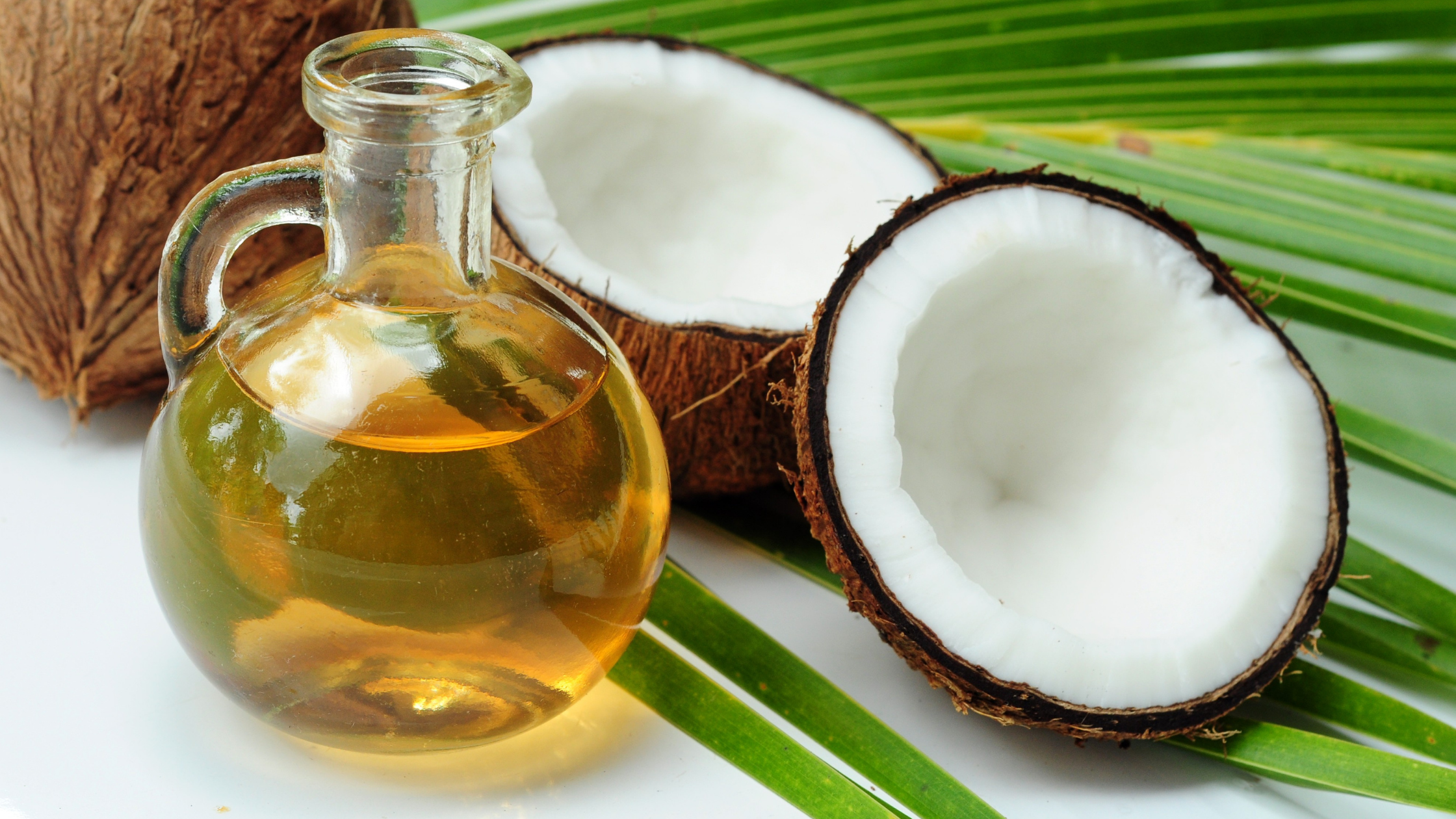 15 Amazing Health Benefits Of Coconut: Meat, Oil And Its Water